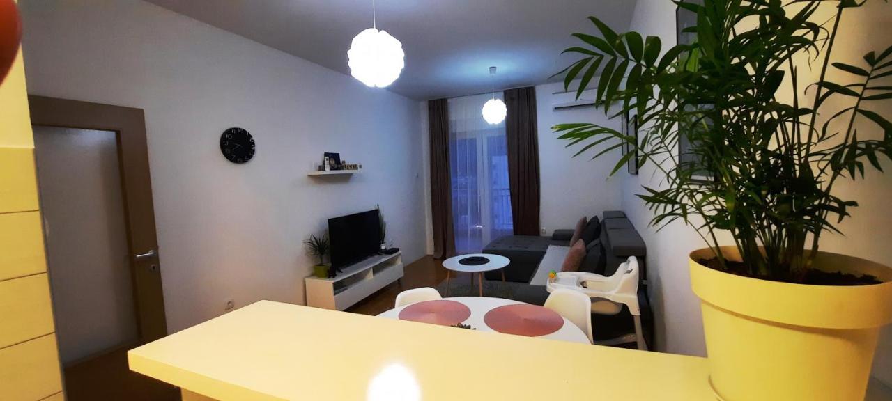 Apartment "Dream&Relax" Требине Екстериор снимка