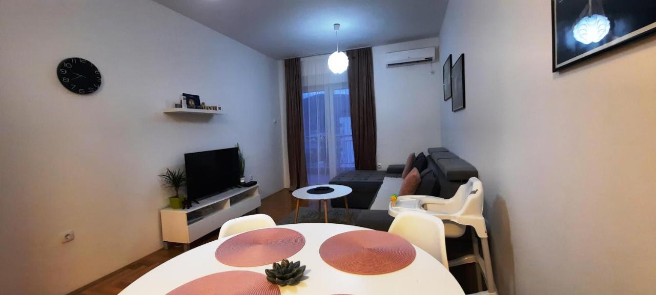 Apartment "Dream&Relax" Требине Екстериор снимка