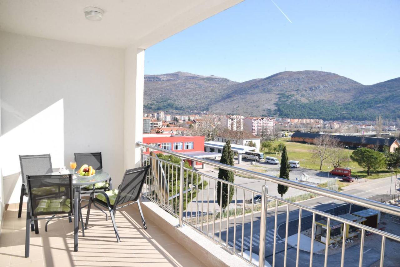 Apartment "Dream&Relax" Требине Екстериор снимка